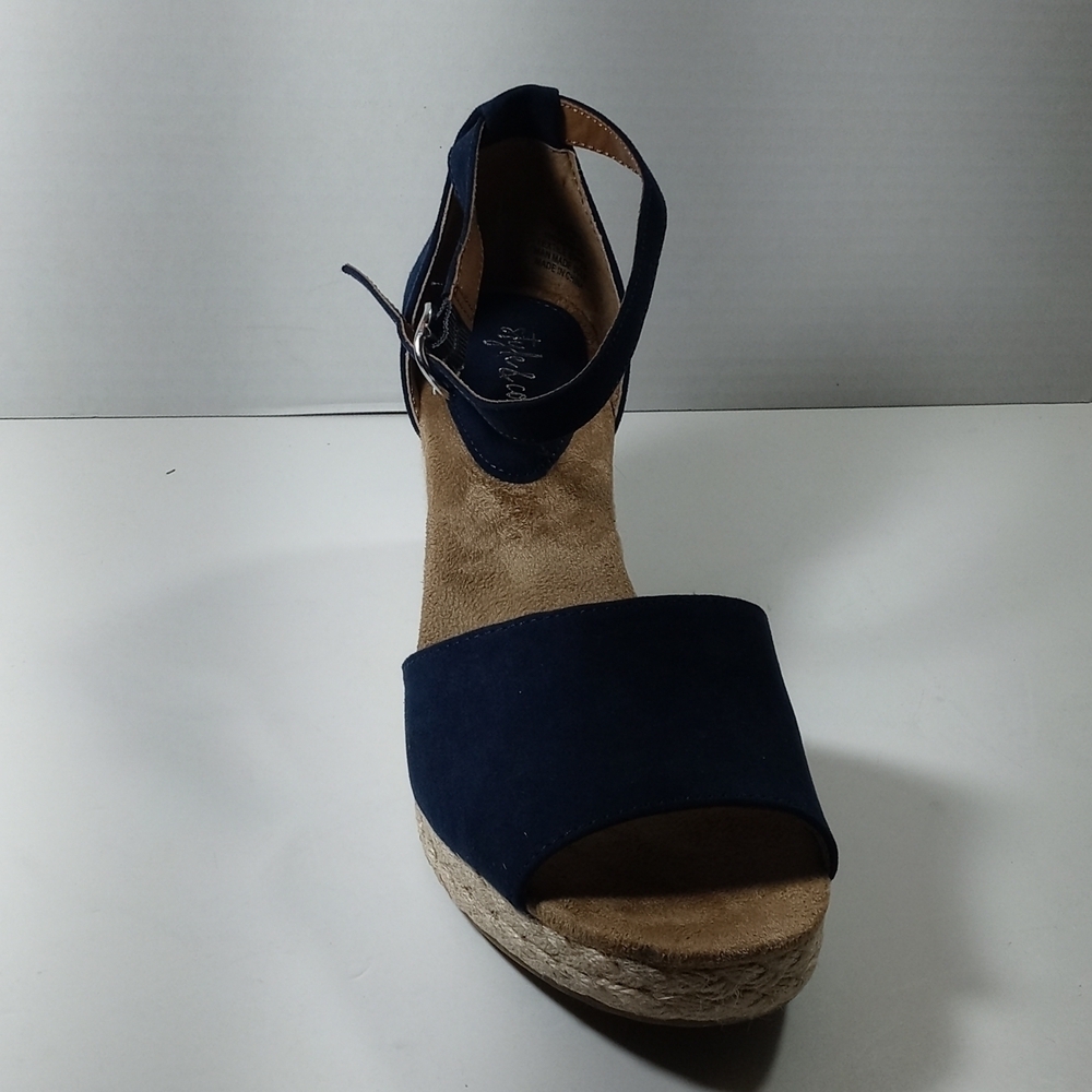 Sandal